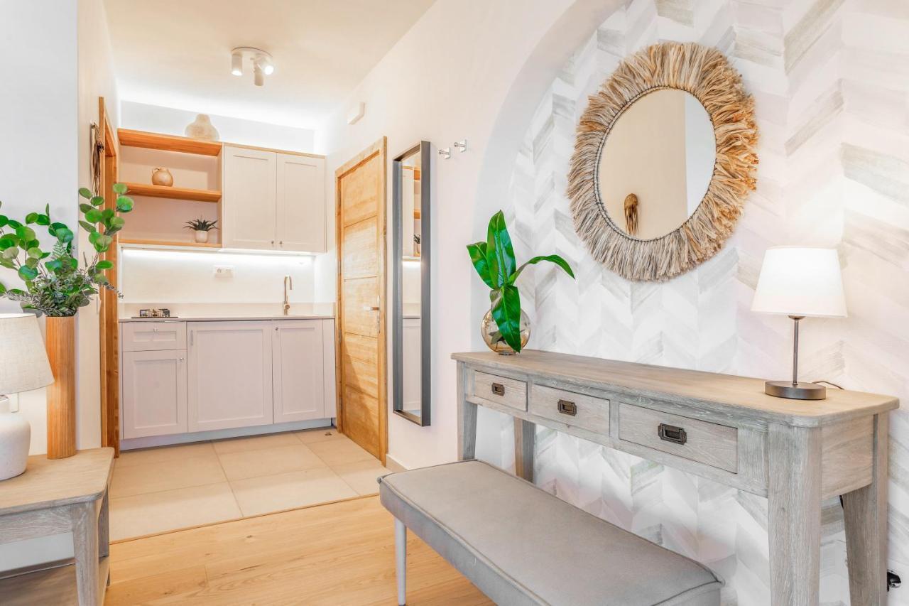 Boutique Beach Villa By Lanzarote Retreats - Private Pool - 1 Min Walk To Sea Pool Charco del Palo Εξωτερικό φωτογραφία